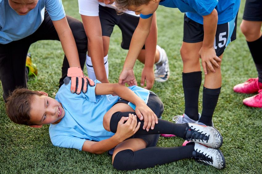 Çocuklardaki Spor Yaralanmaları İhmal Edilirse Büyüme Gelişmeyi Etkileyebiliyor!